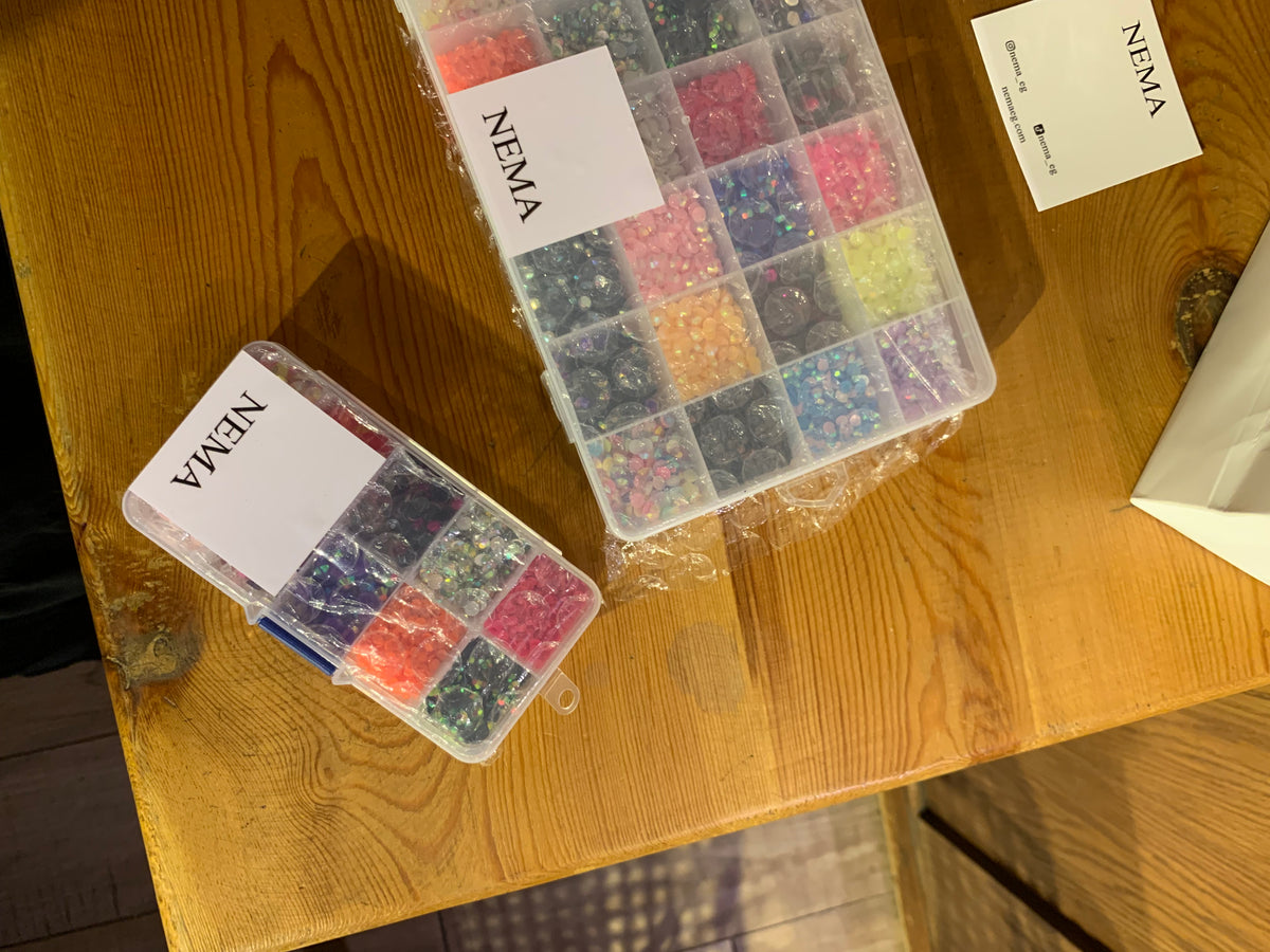 Bedazzling kits