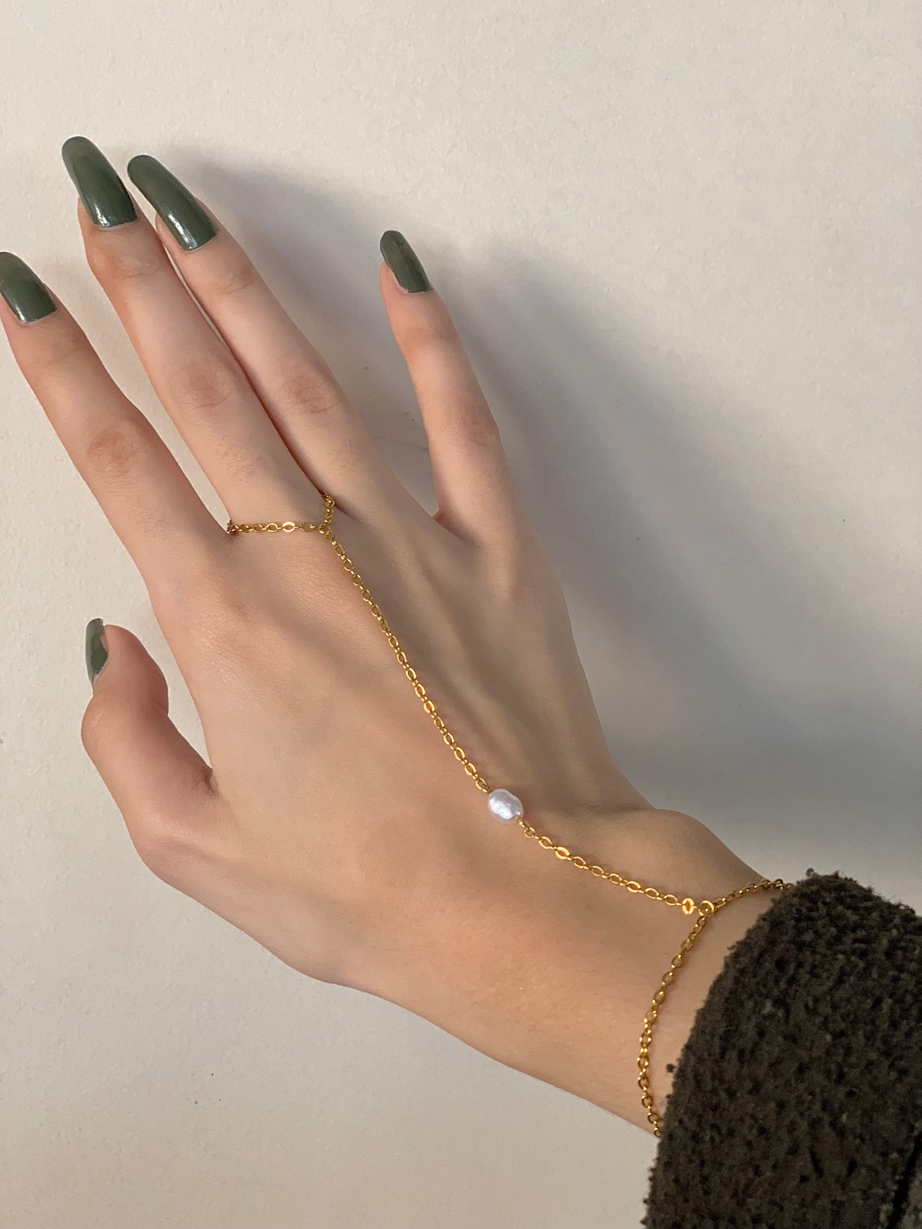 Perlay handchain