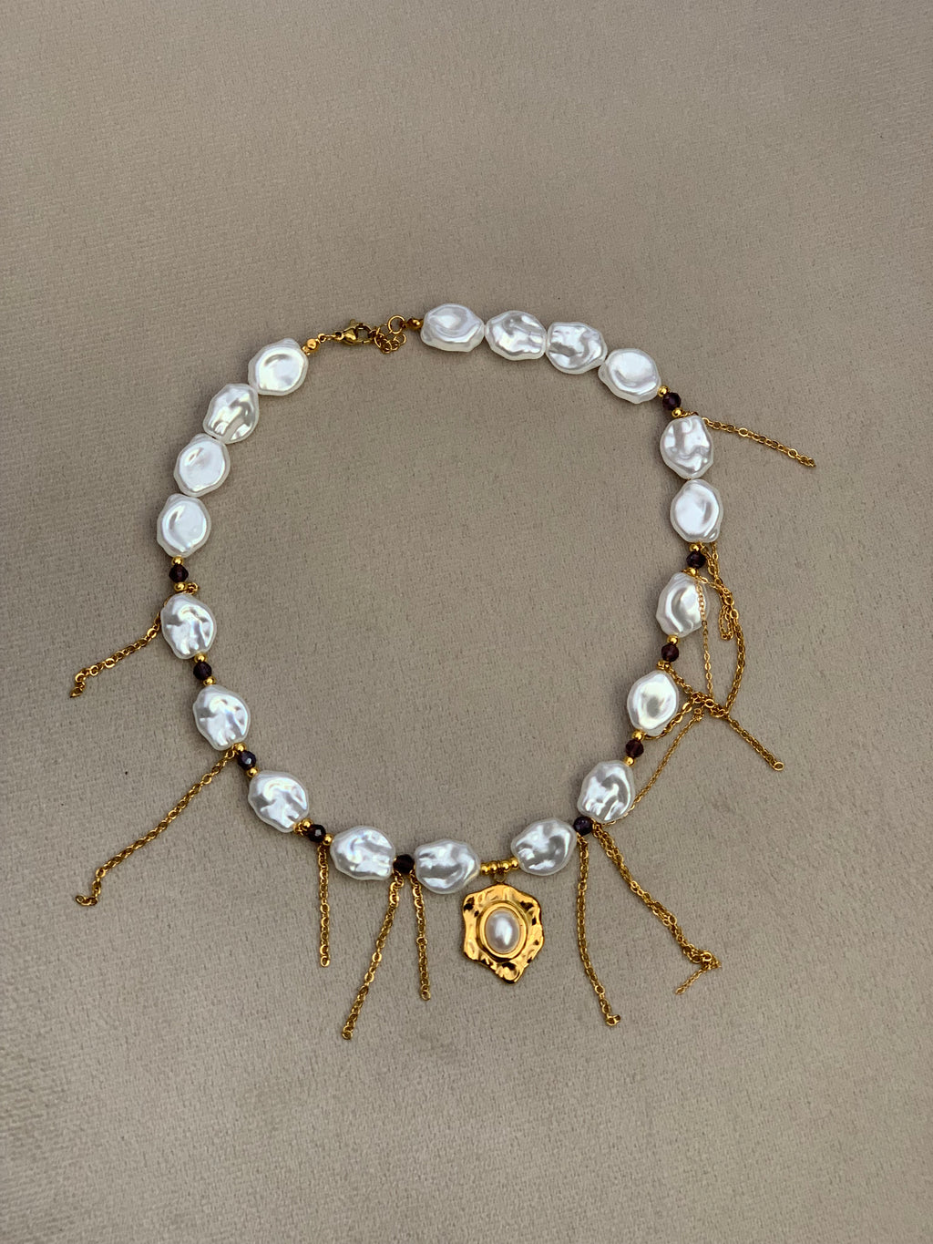 Elya choker