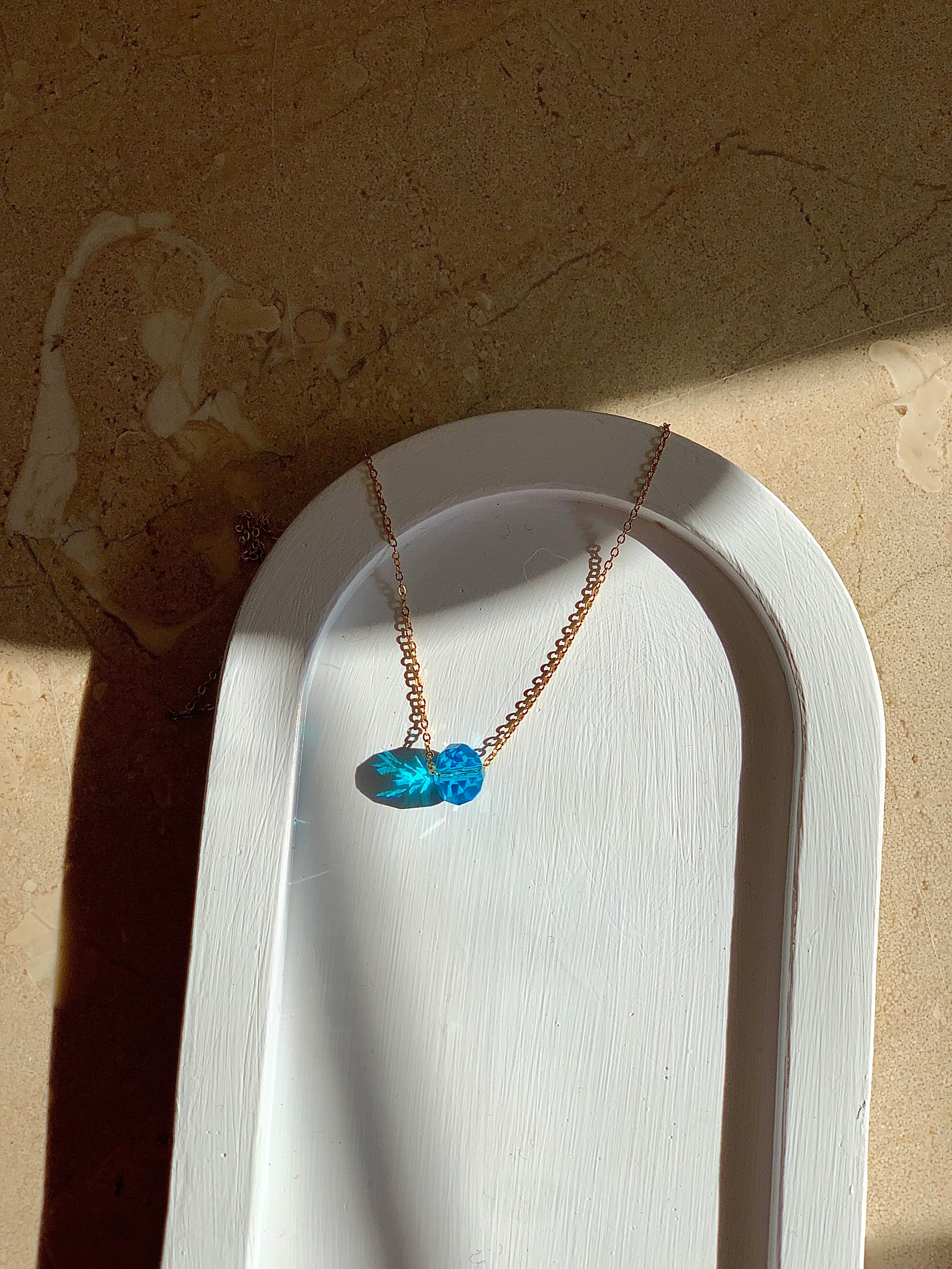 Loy gold necklace