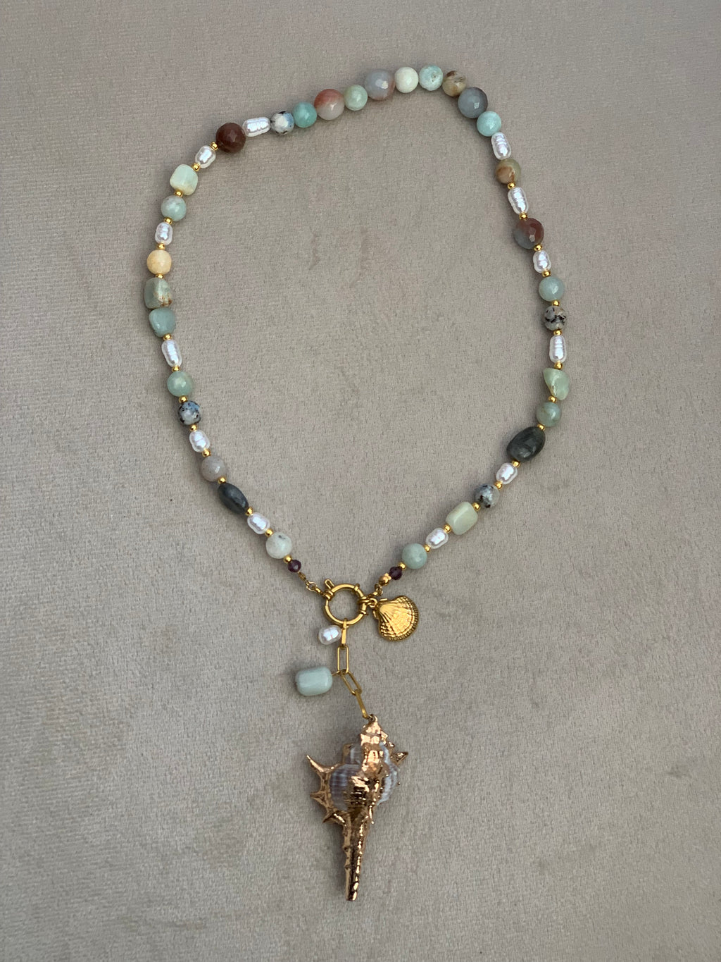 Kayi choker