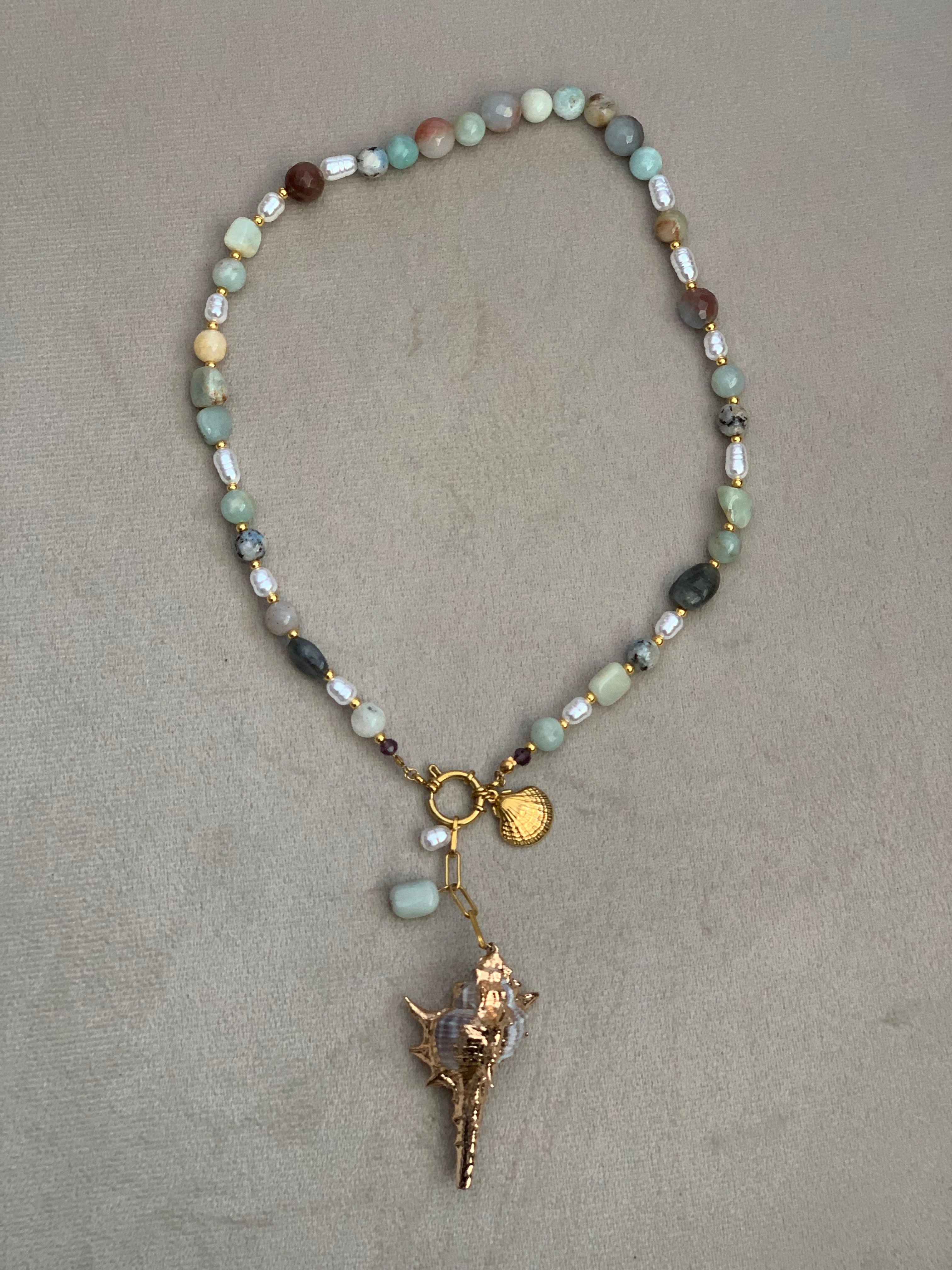 Kayi choker