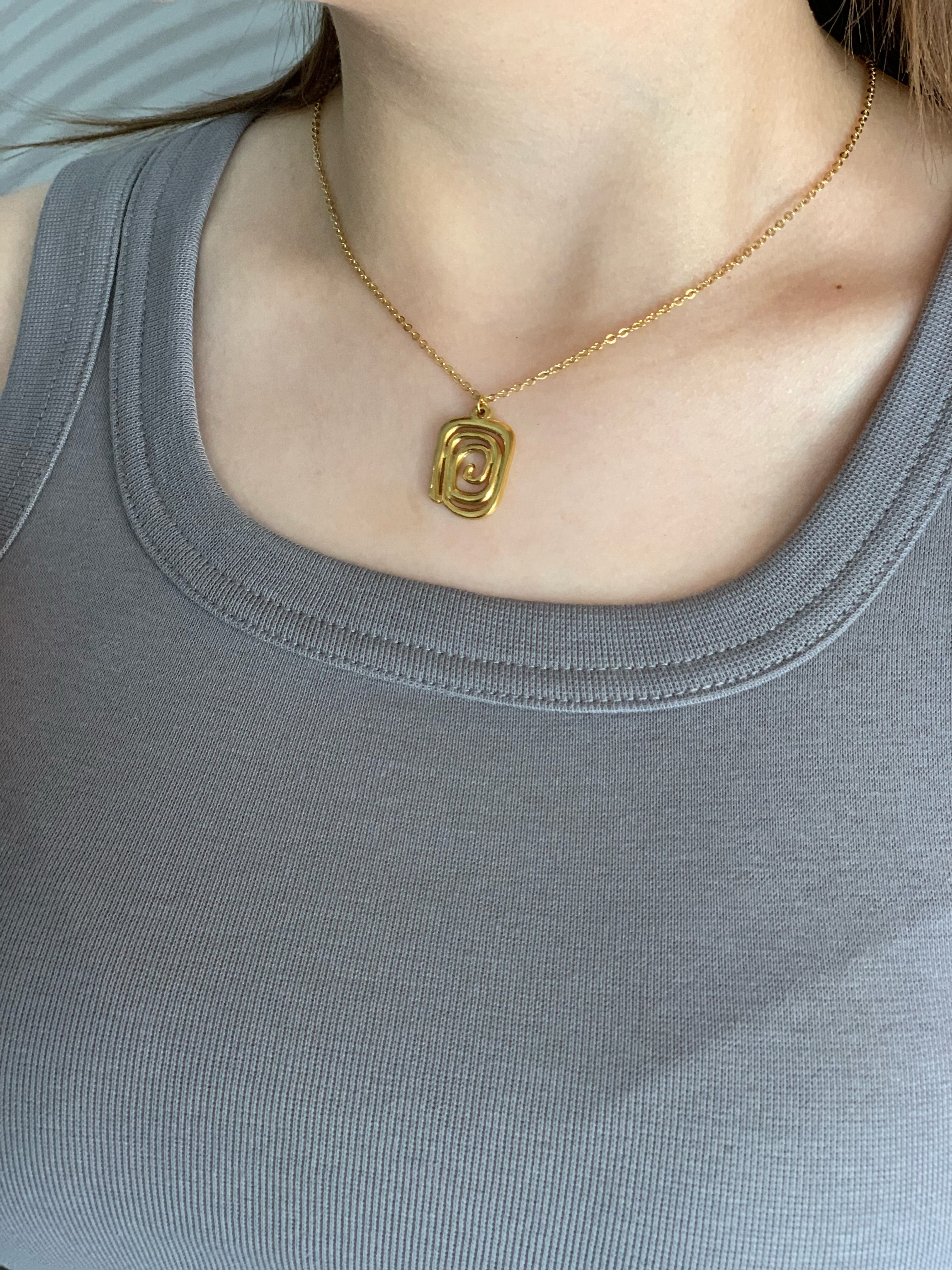 Spiral necklace